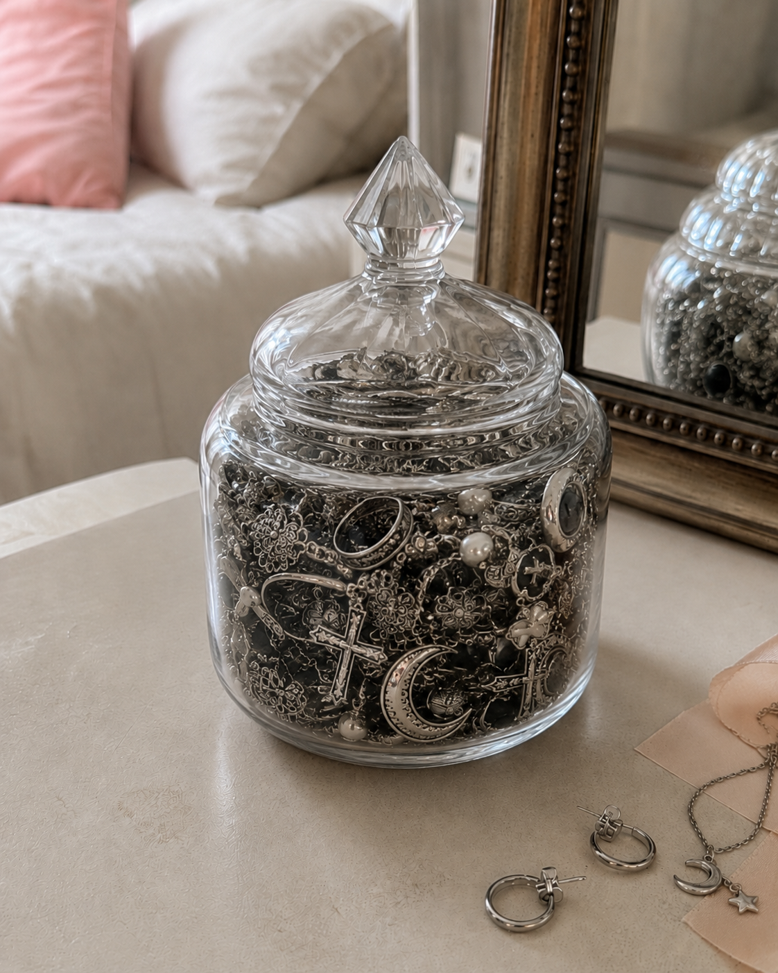 Sadie Charms mystery jewelry jar